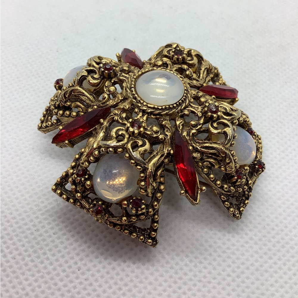 Vintage Brooch Pin Gold Tone Red Crystals Rare Large Filigree Moonstone Pendant